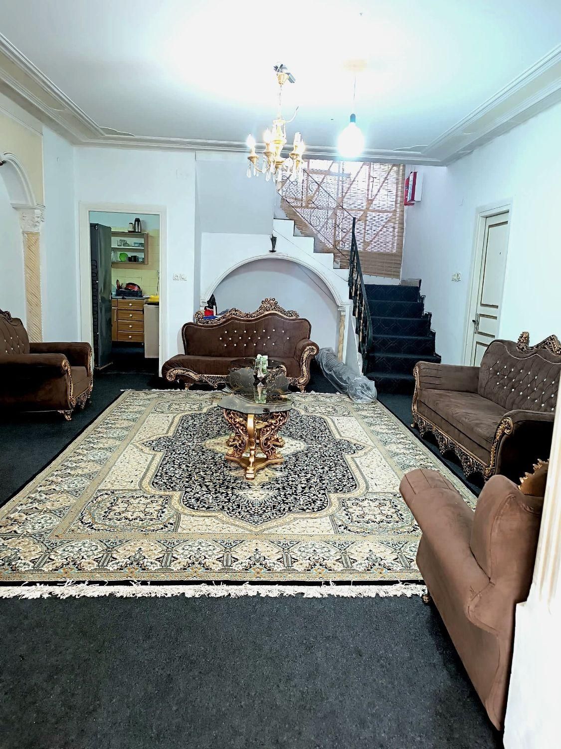 خوابگاه دخترانه شهرمهر|اجارهٔ کوتاه‌مدت آپارتمان و سوئیت|شیراز, اصلاح‌نژاد|دیوار