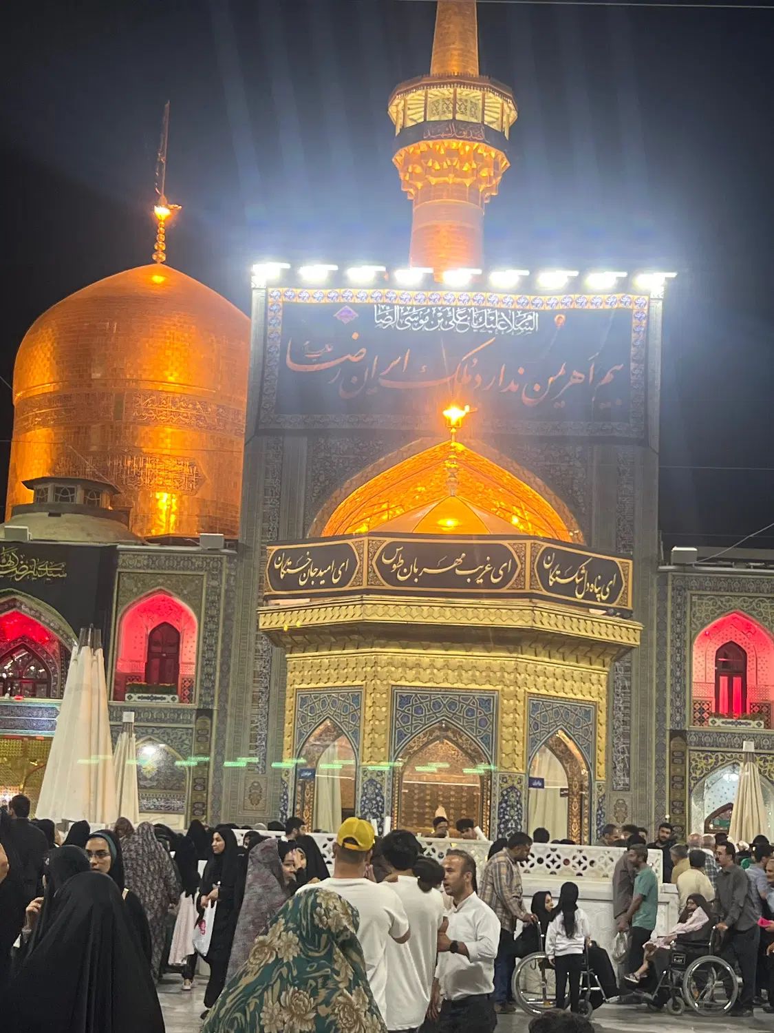 (کاروان زیارتی مشهد ۱۰ روزه ۱۰نفر تاتکمیل)|تور و چارتر|آبادان, |دیوار
