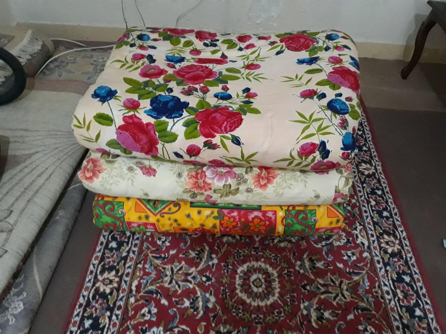 پتو و تشک|رختخواب، بالش، پتو|اهواز, کمپلو جنوبی|دیوار