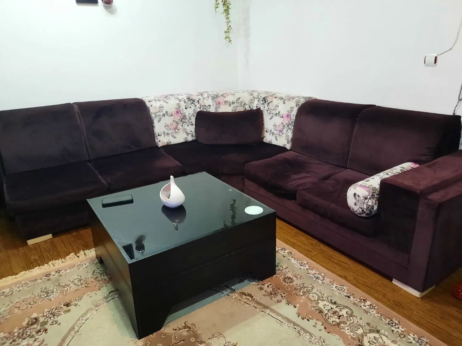 مبلمان ال هفت نفره|مبلمان خانگی و میز عسلی|رشت, گلسار|دیوار