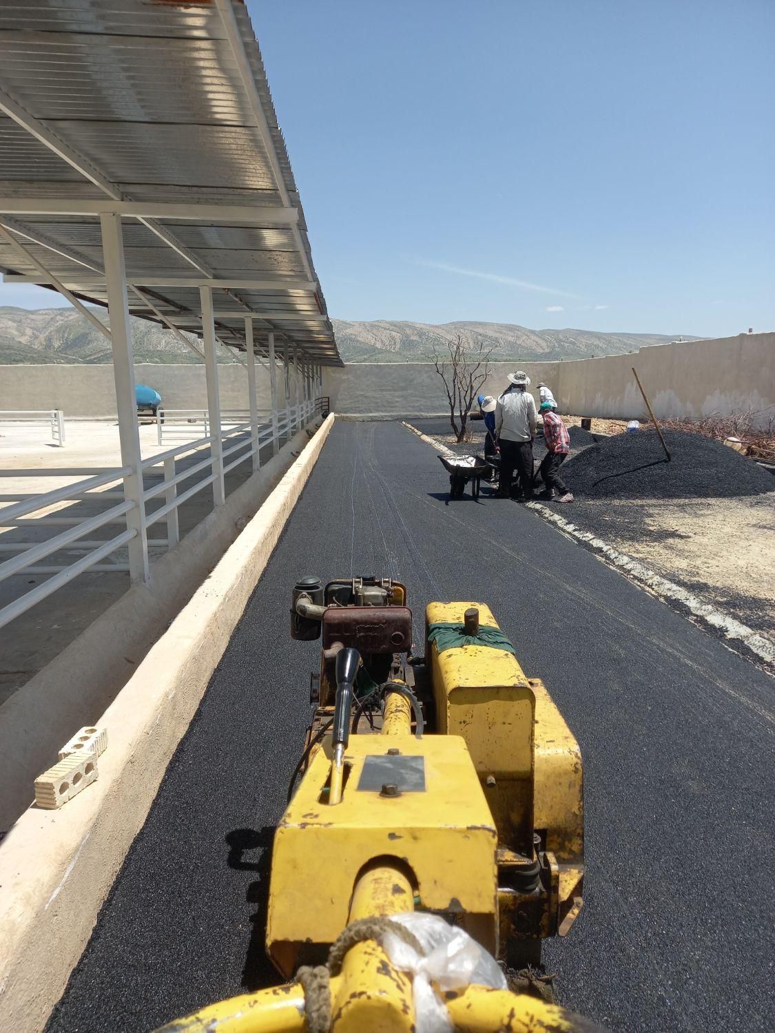 ایزوگام.اسفالت.قیرگونی درتمام سطح شهر|خدمات پیشه و مهارت|شیراز, شهرک امیر کبیر|دیوار