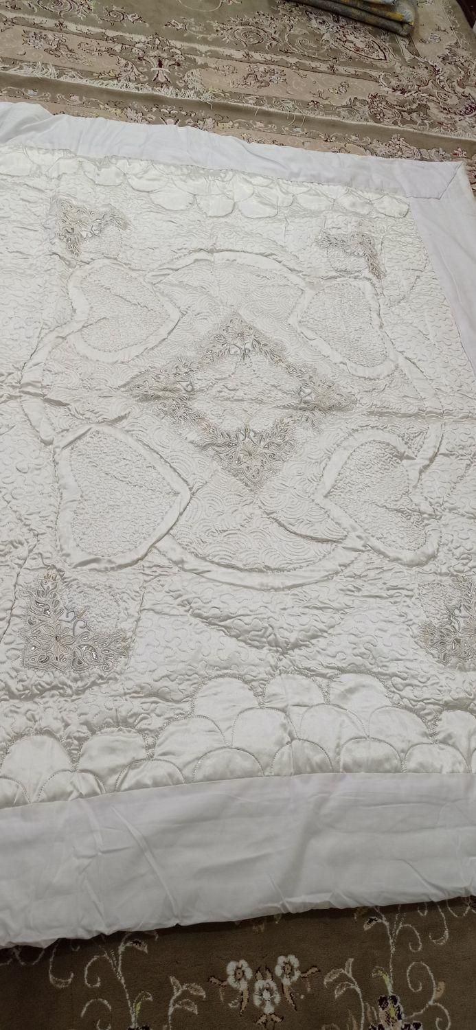 لحافت گلدوزی شده|رختخواب، بالش، پتو|مشهد, کارمندان دوم|دیوار