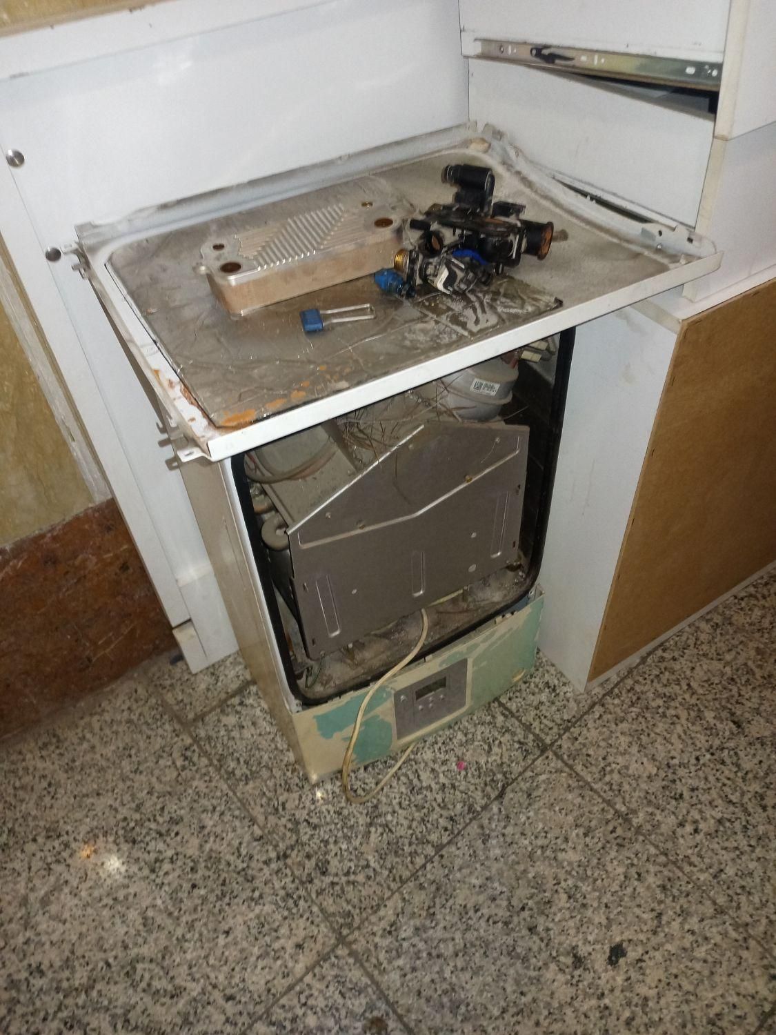 پکیج بوش دست دوم|آبگرمکن، پکیج، شوفاژ|تهران, دهکده المپیک|دیوار
