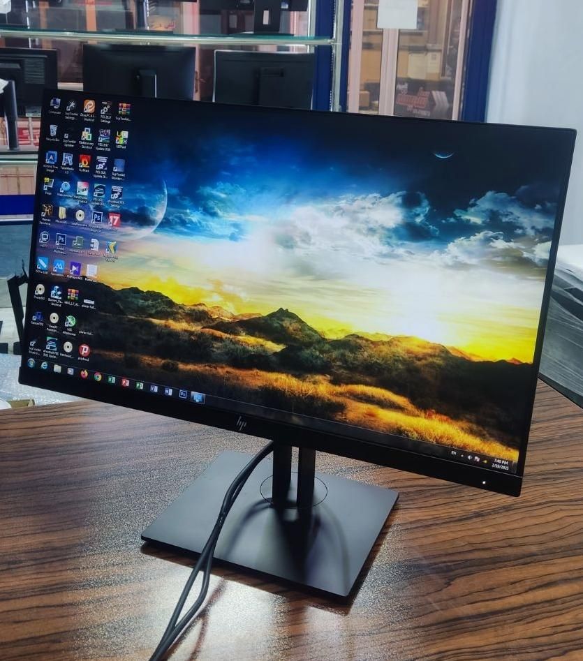 مانیتور اچ پی بدون حاشیه HP LED 23 ips HDMI 75hz|قطعات و لوازم جانبی رایانه|قم, صفائیه|دیوار