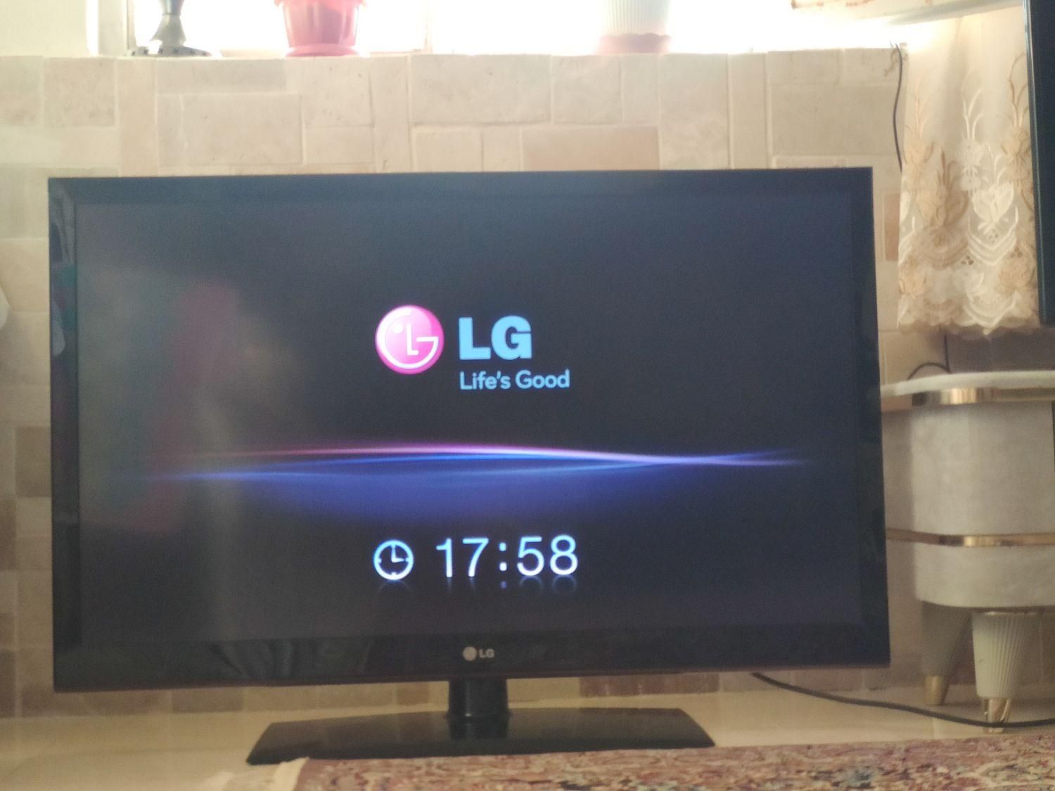 LG42HDMI.فلش خور وUSB.واندروید با اینترنت خانگی|تلویزیون و پروژکتور|چالوس, |دیوار