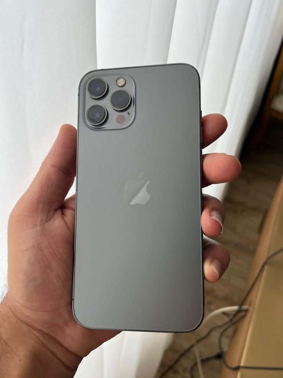 اپل iPhone 12 Pro Max با حافظهٔ ۲۵۶ گیگابایت|موبایل|رودسر, |دیوار