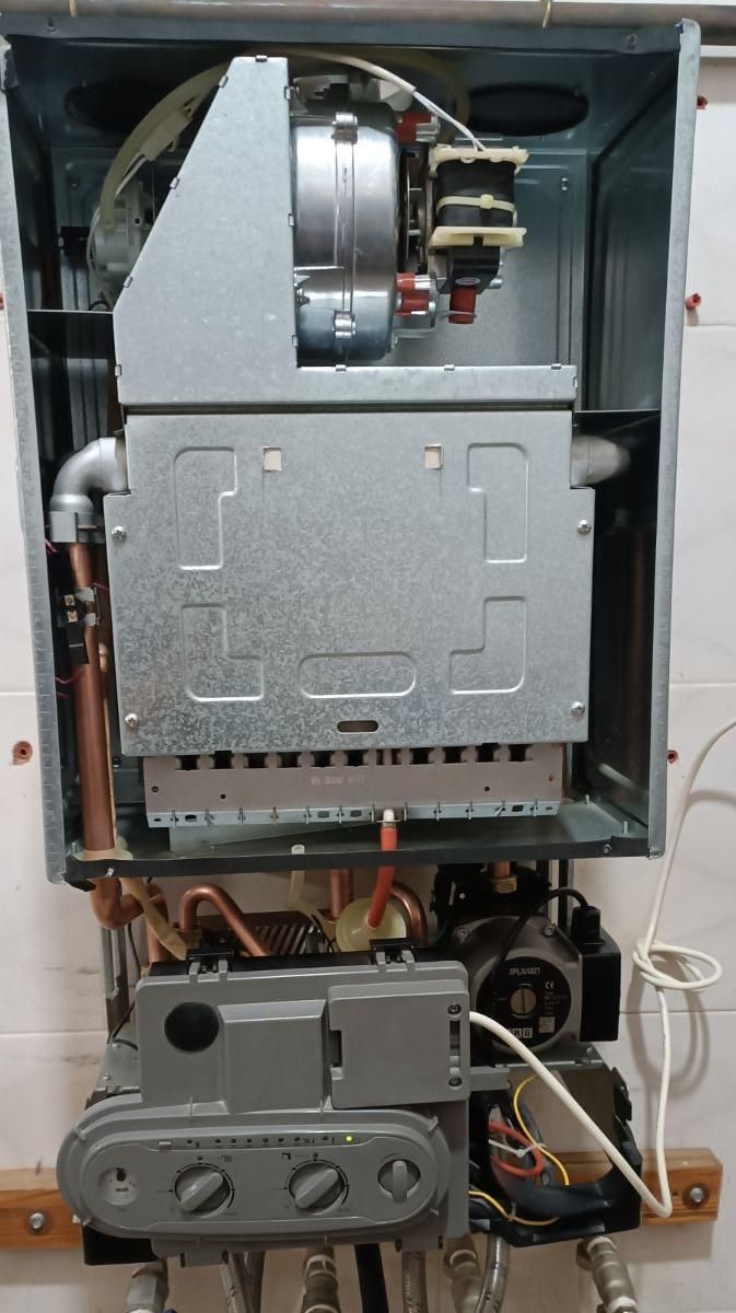 تعمیر سرویس نصب پکیج شوفاژ رادیاتور تخصصی|خدمات پیشه و مهارت|شیراز, عادل آباد|دیوار