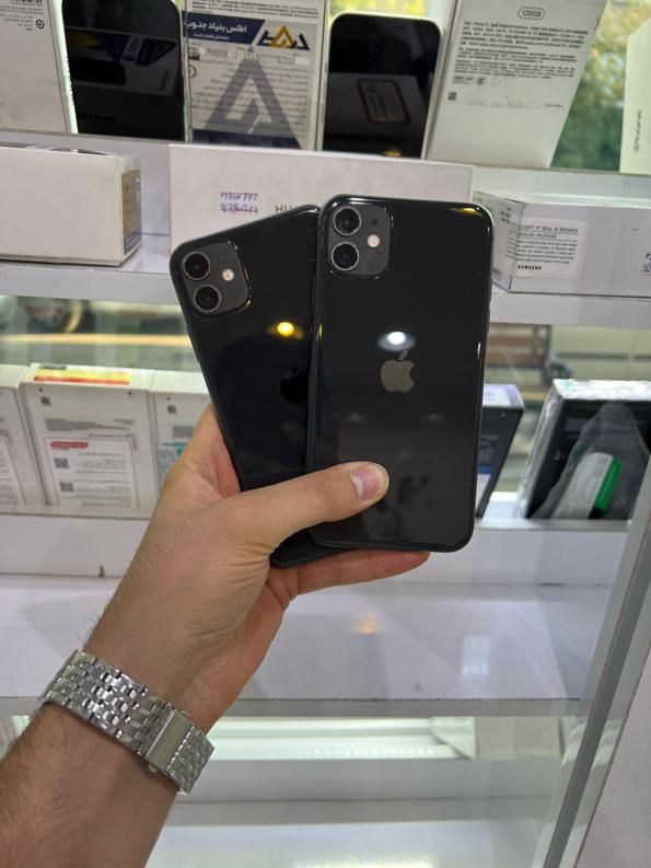 اپل iPhone 11 با حافظهٔ ۱۲۸ گیگابایت|موبایل|شیراز, ملاصدرا|دیوار