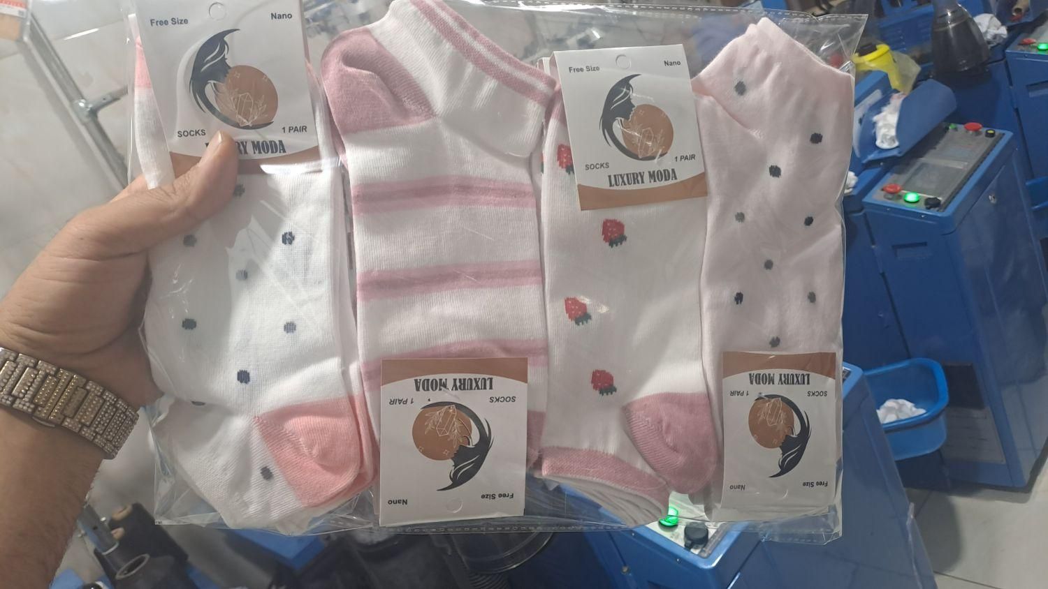 تولیدی و پخش جوراب و زیرپوش|لباس|گلستان (تهران), |دیوار