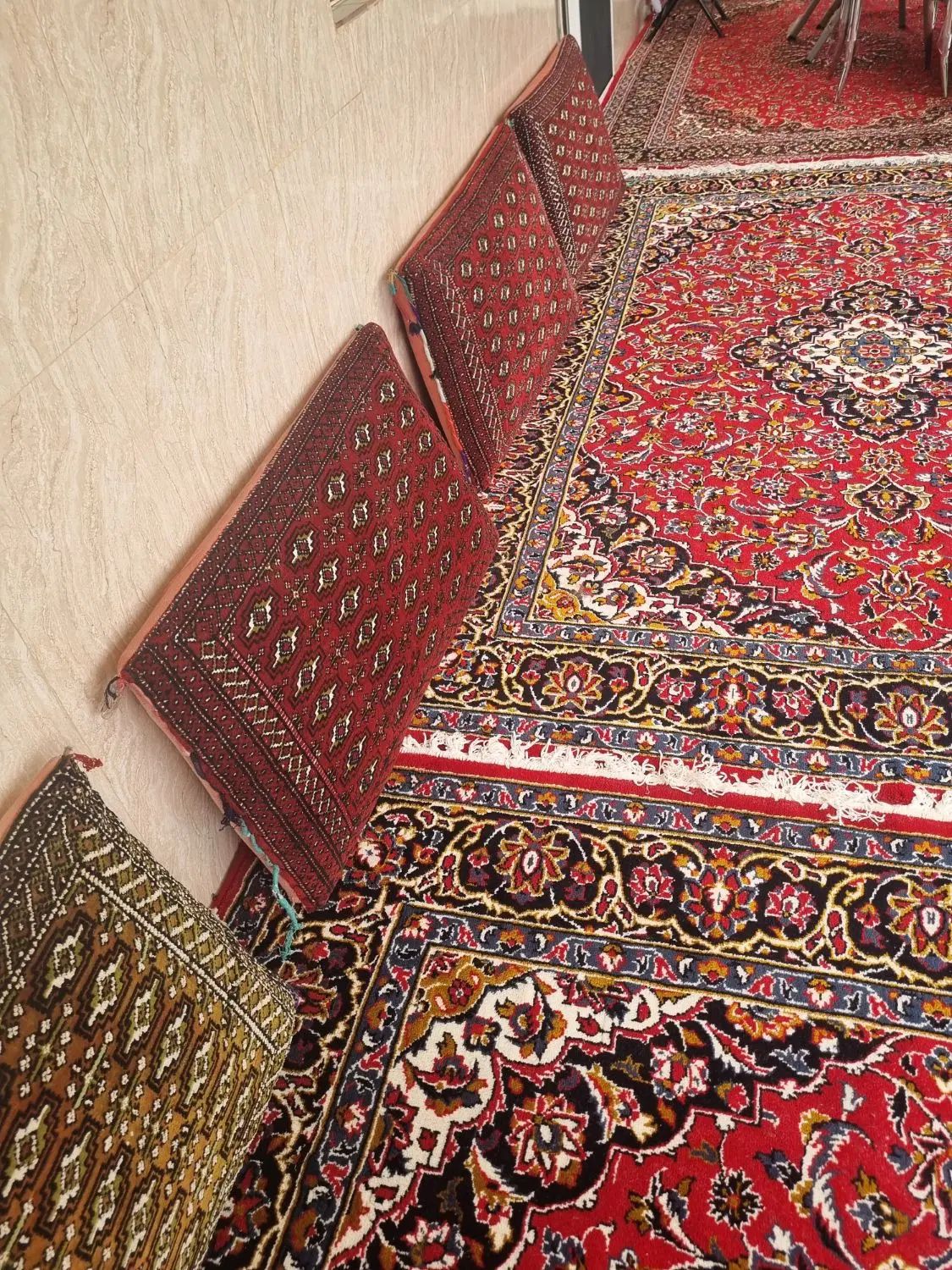 پشتی سنتی مناسب|پشتی|رشت, استقامت ۱|دیوار