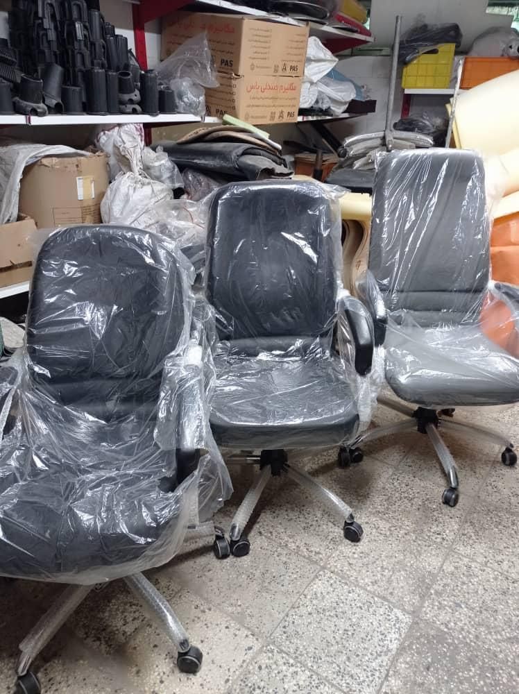 فروش صندلی های کارمندی و مدیریتی نو|مبلمان اداری|گرگان, |دیوار