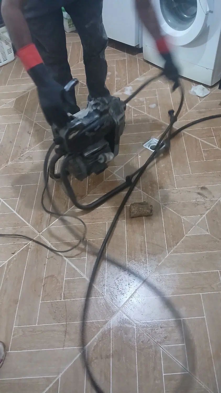 لوله‌بازکنی‌و‌تعمیر‌ابگرمکن‌‌و‌تعمیر‌اب‌وفاضلاب|خدمات پیشه و مهارت|بجنورد, |دیوار