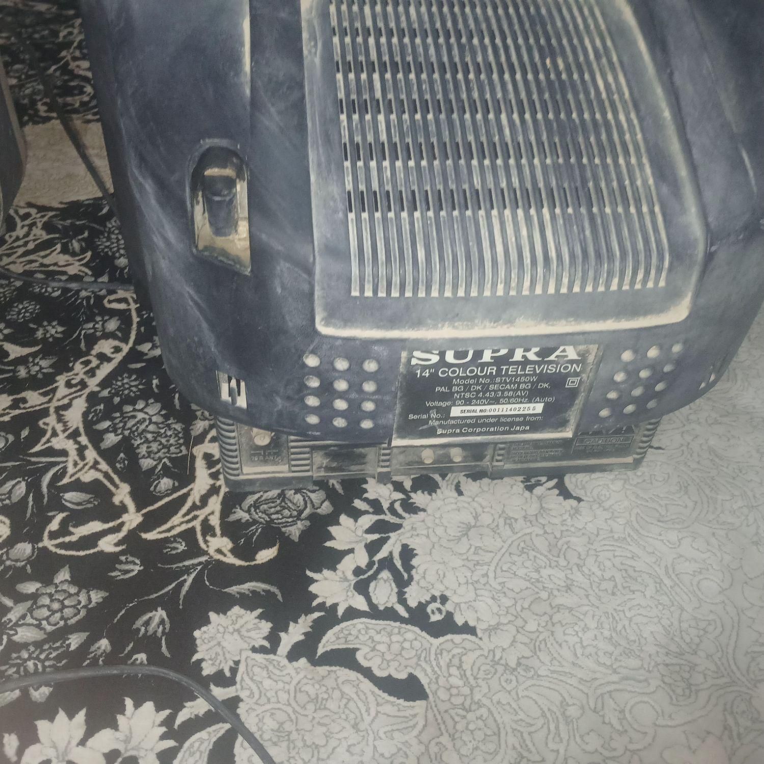 تلوزیون سالم و نو است به تور توافقی|تلویزیون و پروژکتور|آبپخش, |دیوار