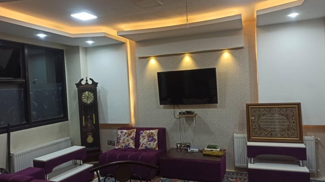 اجاره آپارتمان مبله دو خواب مسافری|اجارهٔ کوتاه‌مدت آپارتمان و سوئیت|اصفهان, باغ دریاچه|دیوار