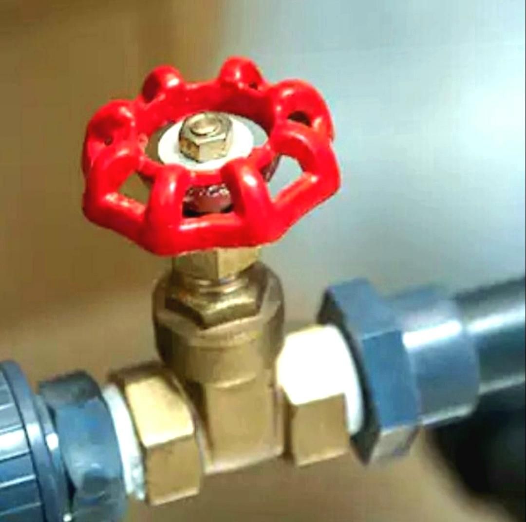 لوله کشی آب وفاضلاب نصب شیرآلات آبگرمکن پمپ|خدمات پیشه و مهارت|دزفول, |دیوار