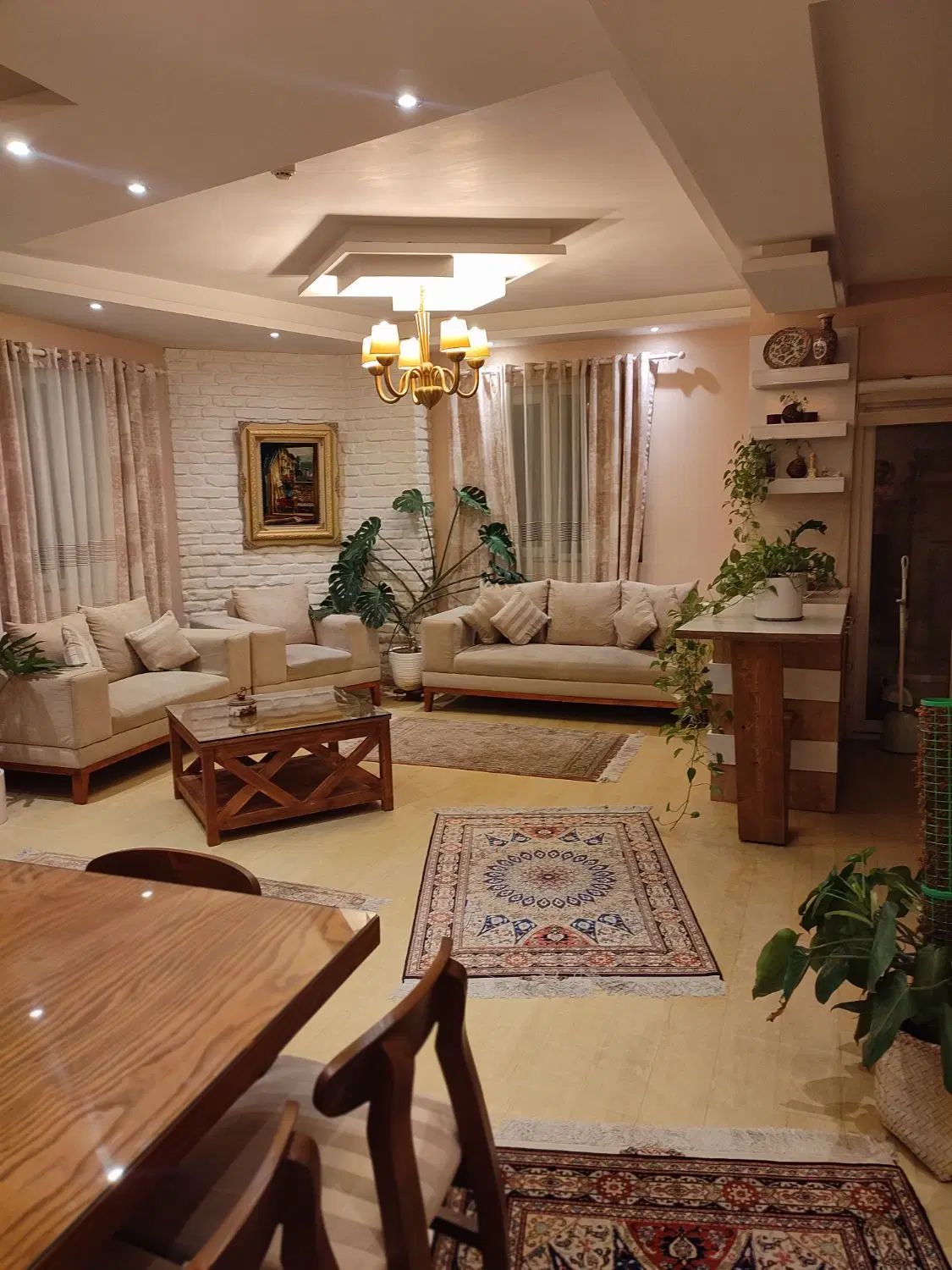 اپارتمان مسکونی گلباغ بلوار انصاری پارس ۱|فروش آپارتمان|رشت, لاکان|دیوار
