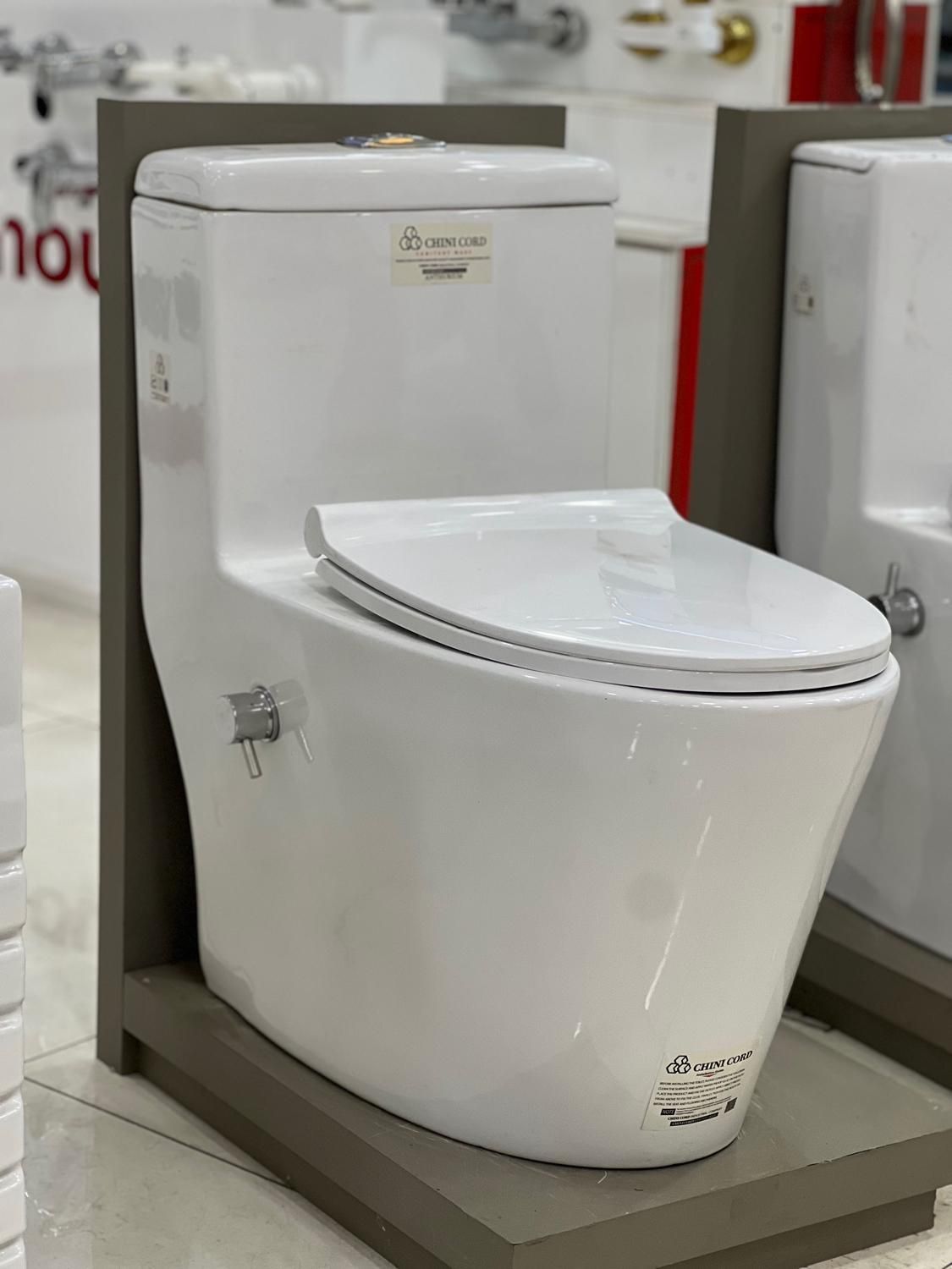 توالت فرنگی(چینی کُرد)|لوازم سرویس بهداشتی|سقز, |دیوار