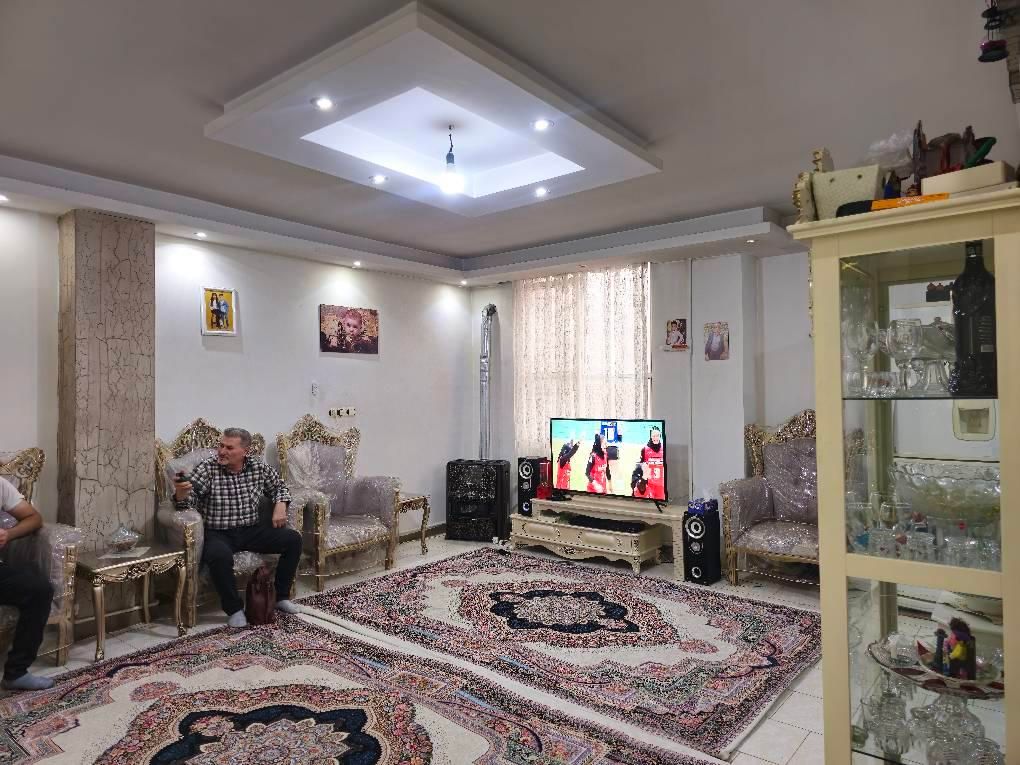 آپارتمان ۷۷ متری بازسازیشده نیاکی دهقان ویلا|فروش آپارتمان|کرج, دهقان ویلا|دیوار