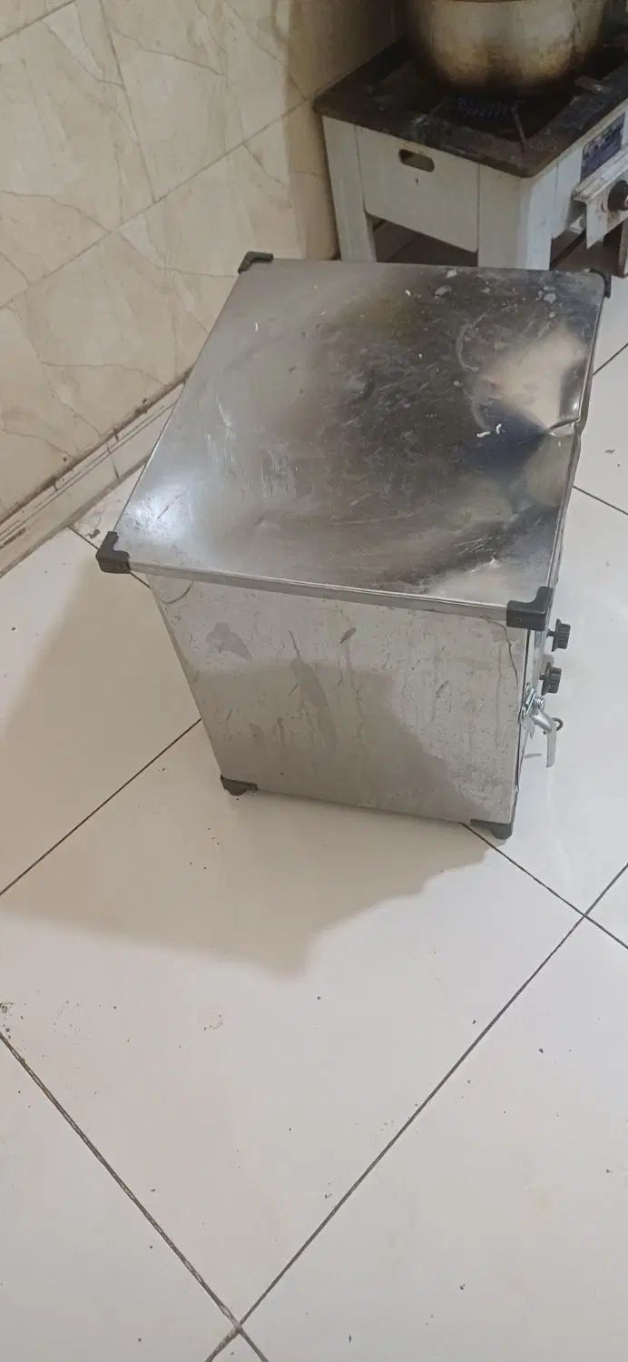 تنور گازی اصل گرگان ۱/۸۵۰/۰۰۰|اجاق گاز و لوازم برقی پخت‌وپز|مشهد, ثامن|دیوار