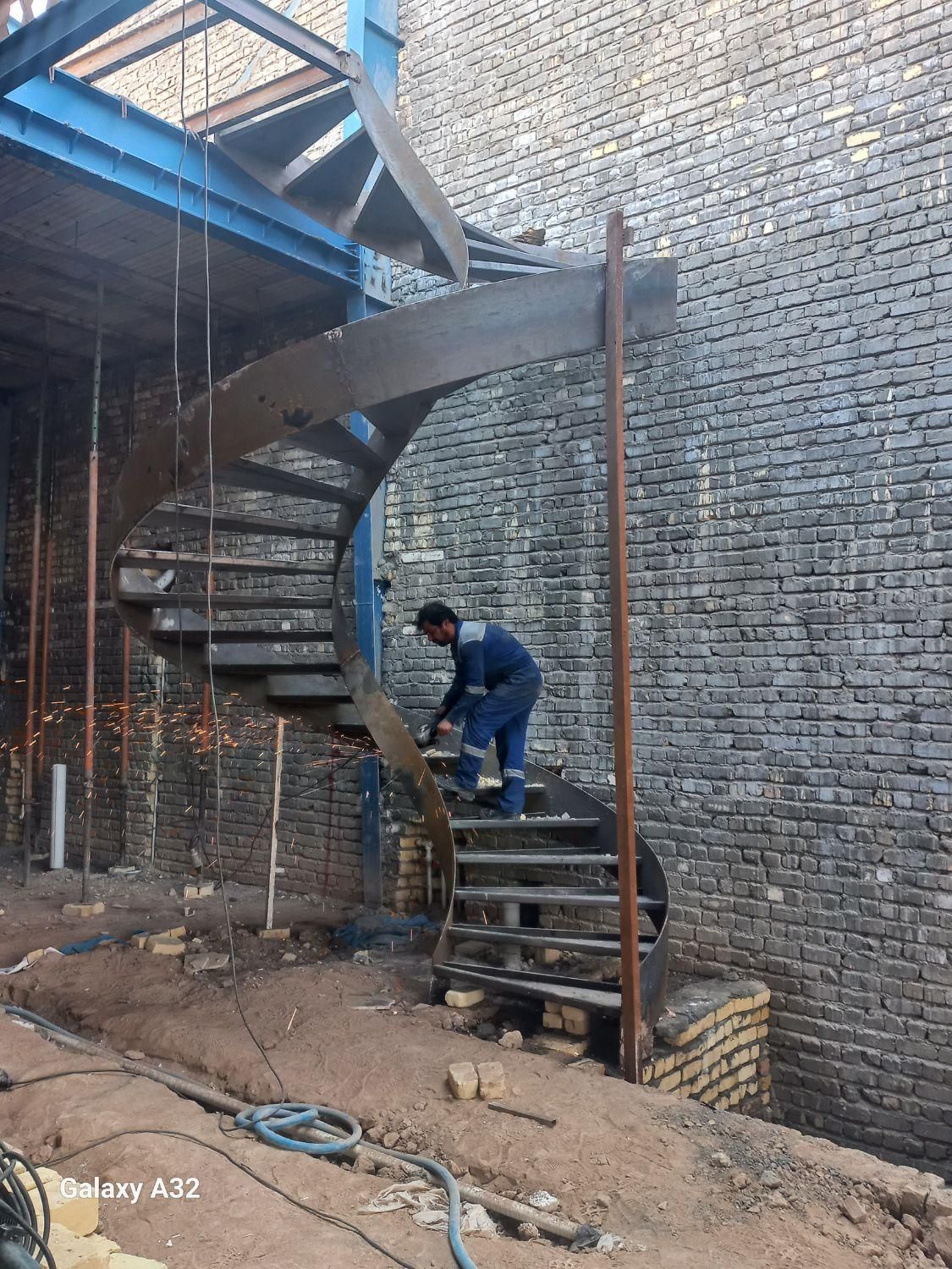 پله گرد.گنبد.نورداهن الات|خدمات پیشه و مهارت|کاشان, شهرک صنایع کارگاهی امیرکبیر|دیوار