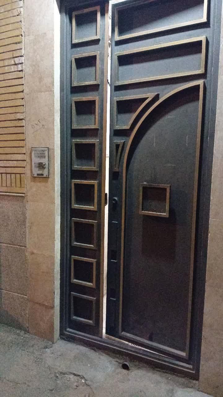 اجاره واحد مستقل حیاط دار نزدیک حرم و بازار|اجارهٔ آپارتمان|قم, تکیه آقا سید حسنی|دیوار