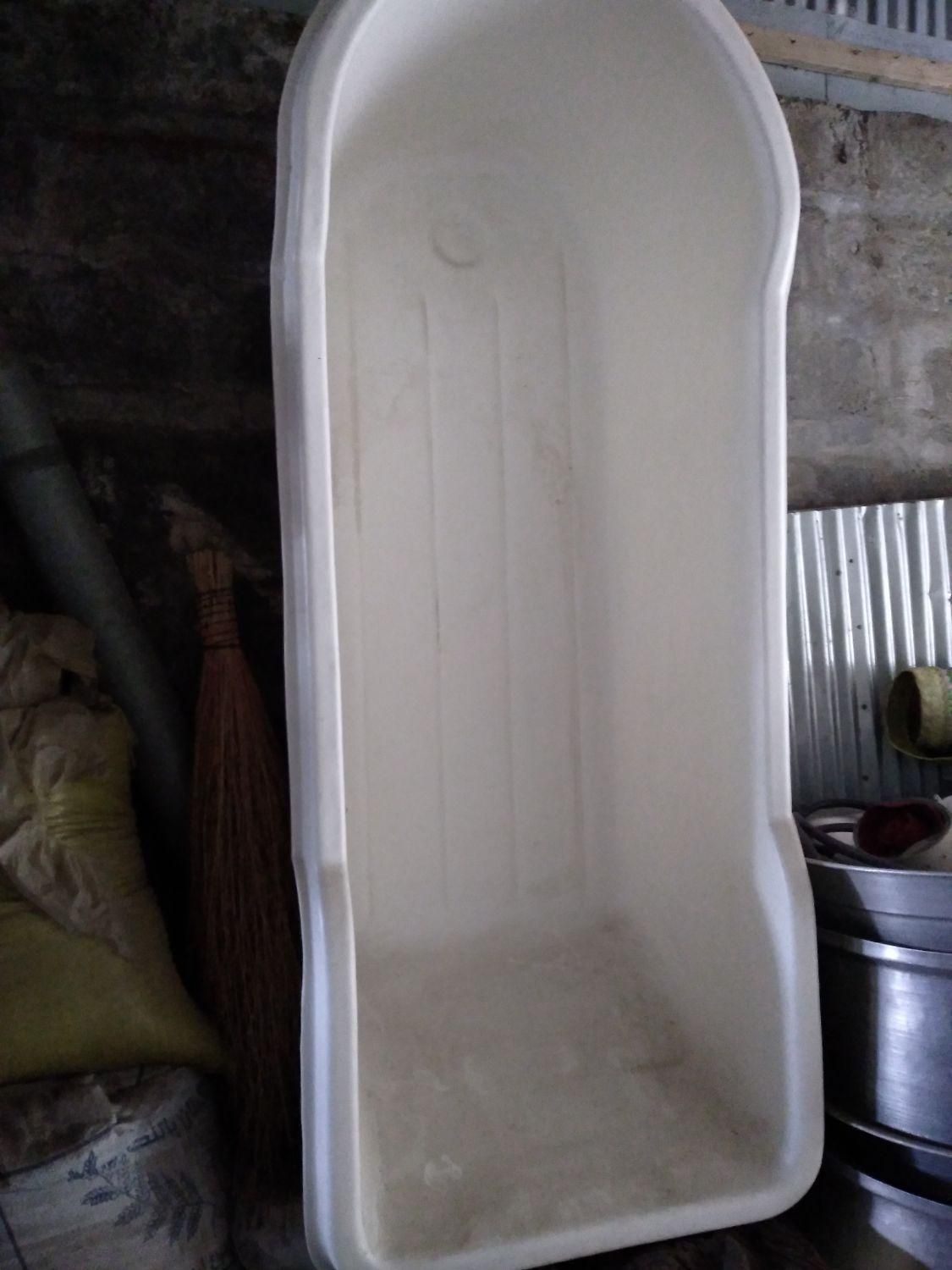 وان حتی یک بار هم استفاده نشده|لوازم حمام|بندر انزلی, کلیور|دیوار