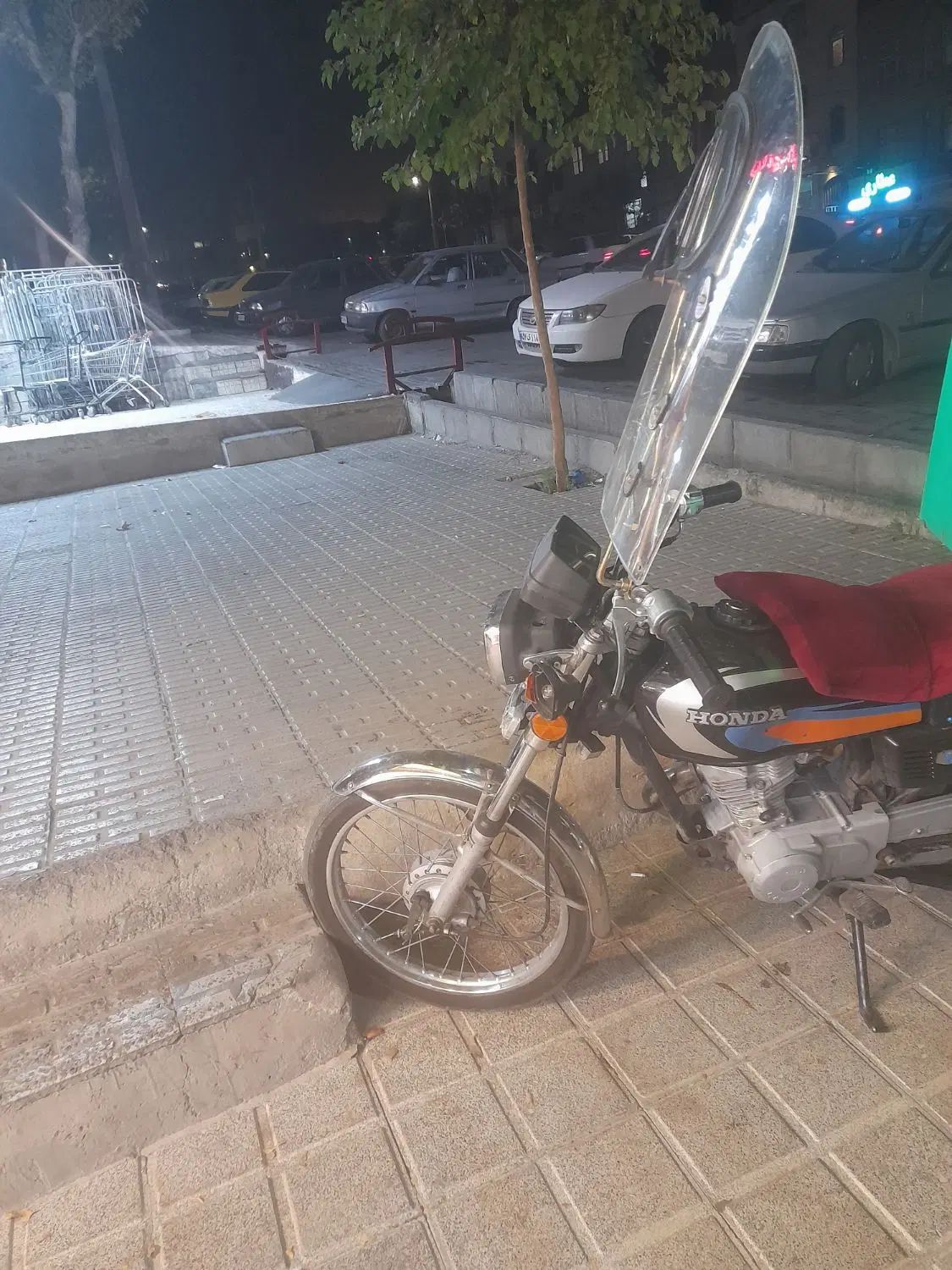 موتور ۱۲۵ مدل ۱۳۹۰ مبلغ ۳۵۰۰۰۰۰۰تومان|موتورسیکلت|کرج, حسن آباد|دیوار