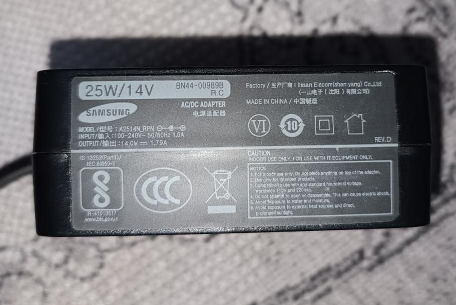 آداپتور اصل 25 وات سامسونگ 14V/1.79A-مناسب مانیتور|قطعات و لوازم جانبی رایانه|تهران, اوقاف|دیوار
