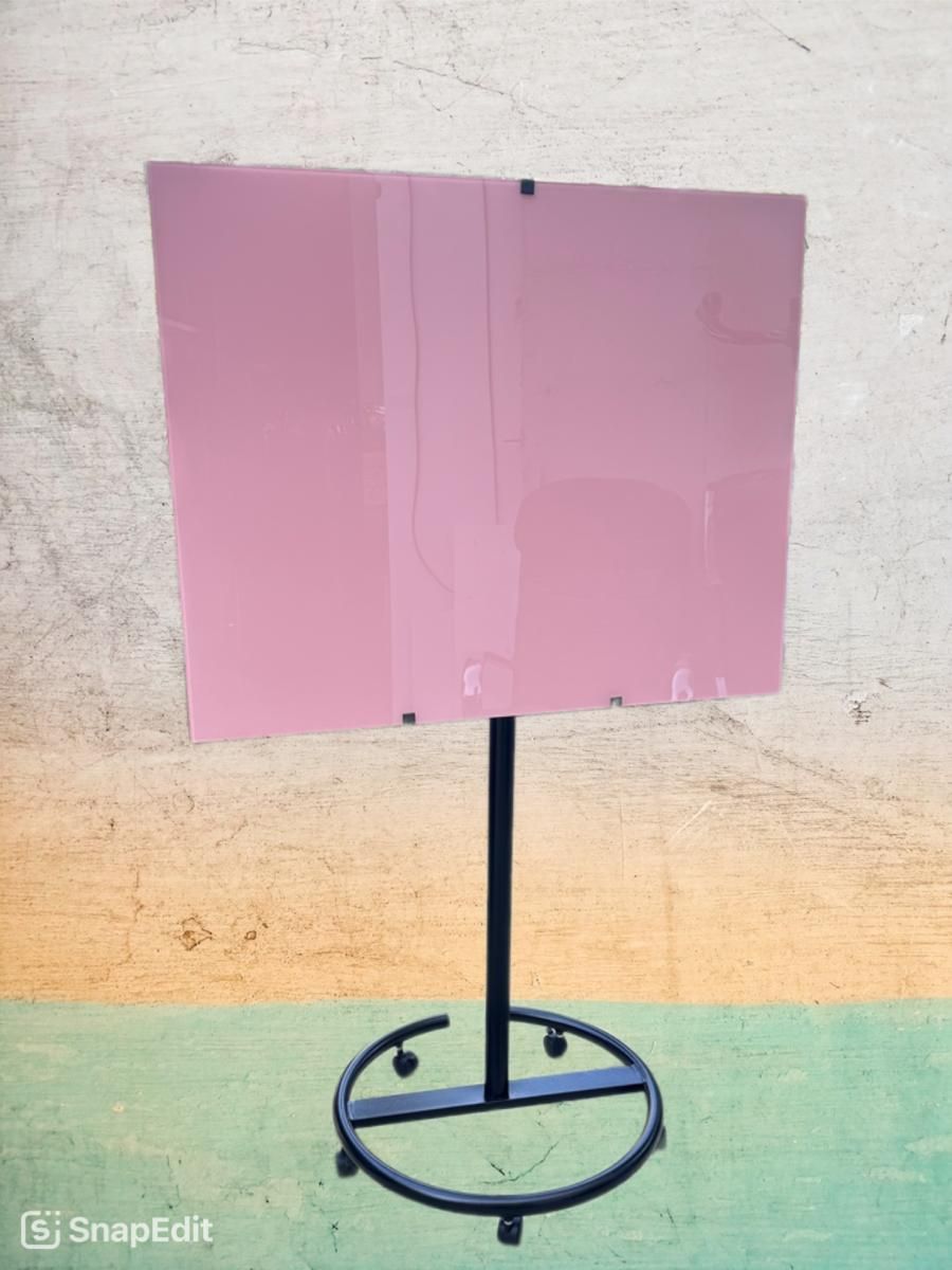 داخلیِ داخلیِ پایه گرد گلسبرد تخته وایت برد پایه|لوازم التحریر|تهران, امیریه|دیوار