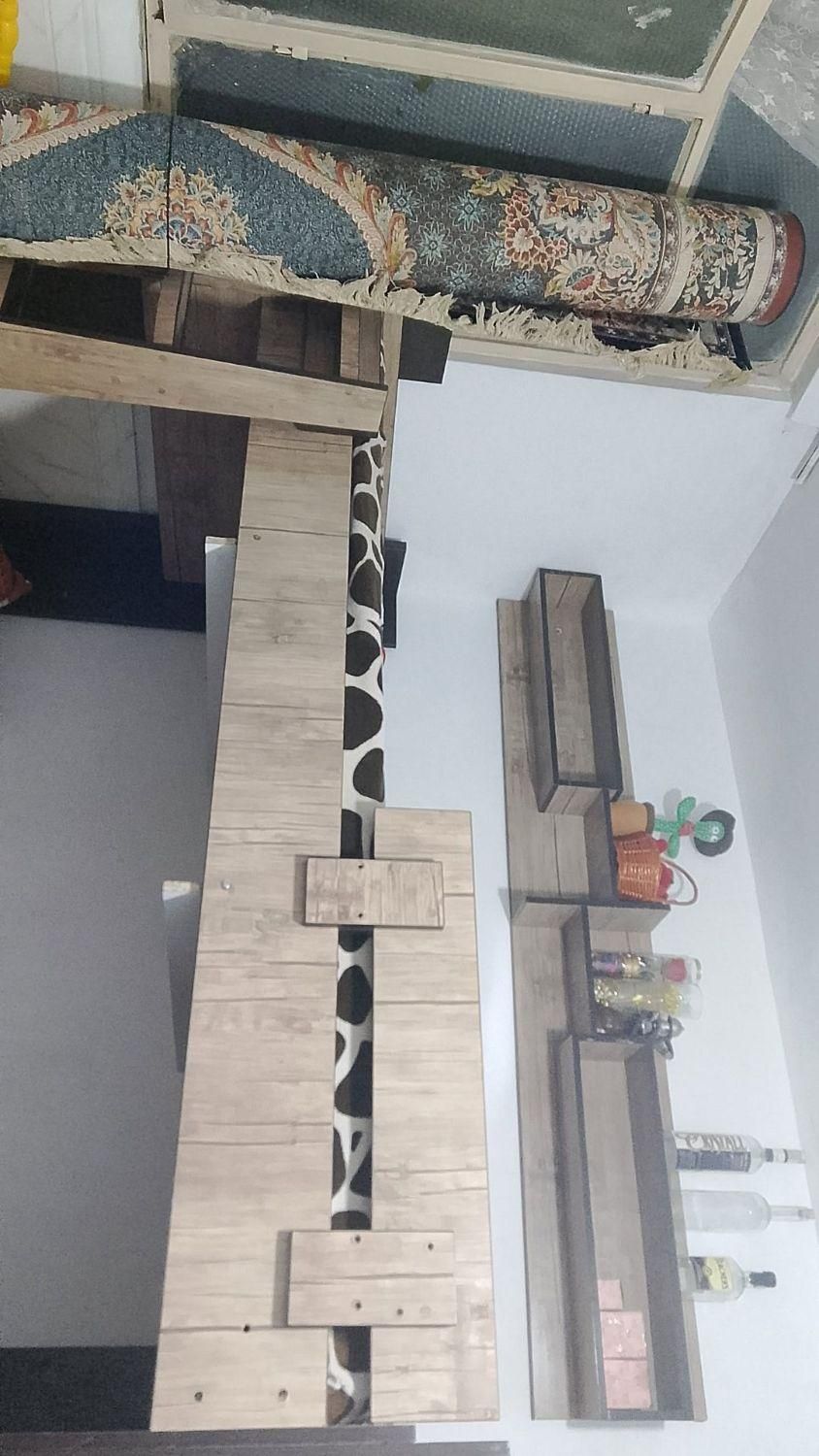 تخت طبقه ای|تشک تختخواب|گلستان (تهران), |دیوار