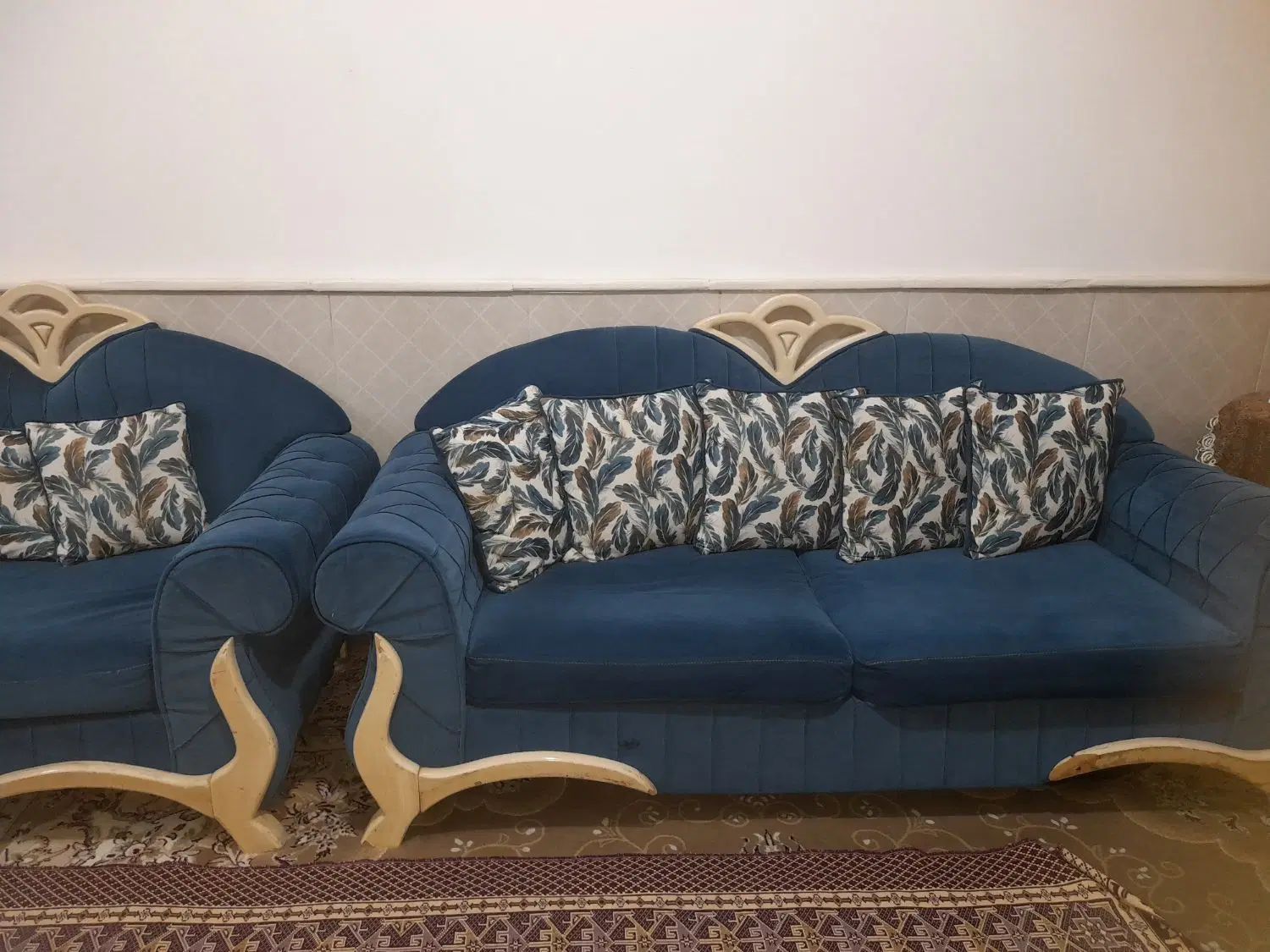 مبل هفت نفره تمیز دوماه پیش شستشوی مبل انجام شده|مبلمان خانگی و میز عسلی|مشهد, شهرک شهید باهنر|دیوار
