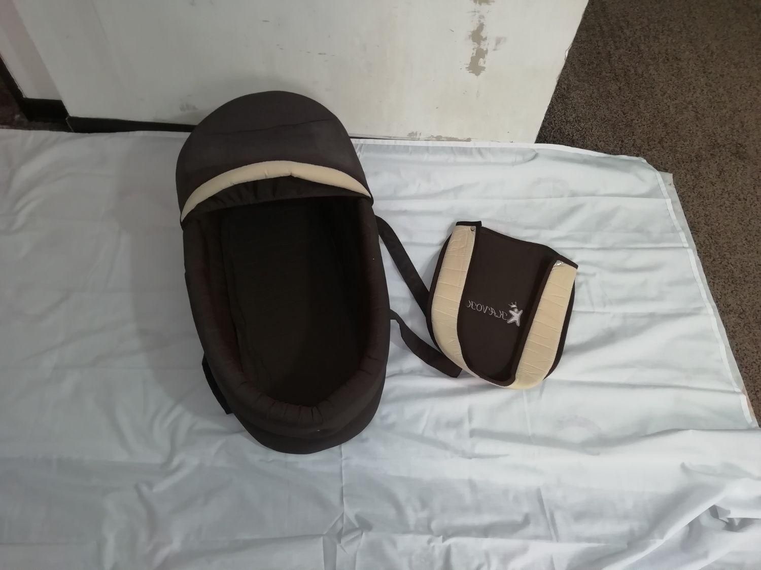 ساک حمل قایقی برند کاوک|کالسکه و لوازم جانبی|اصفهان, پوریای ولی|دیوار