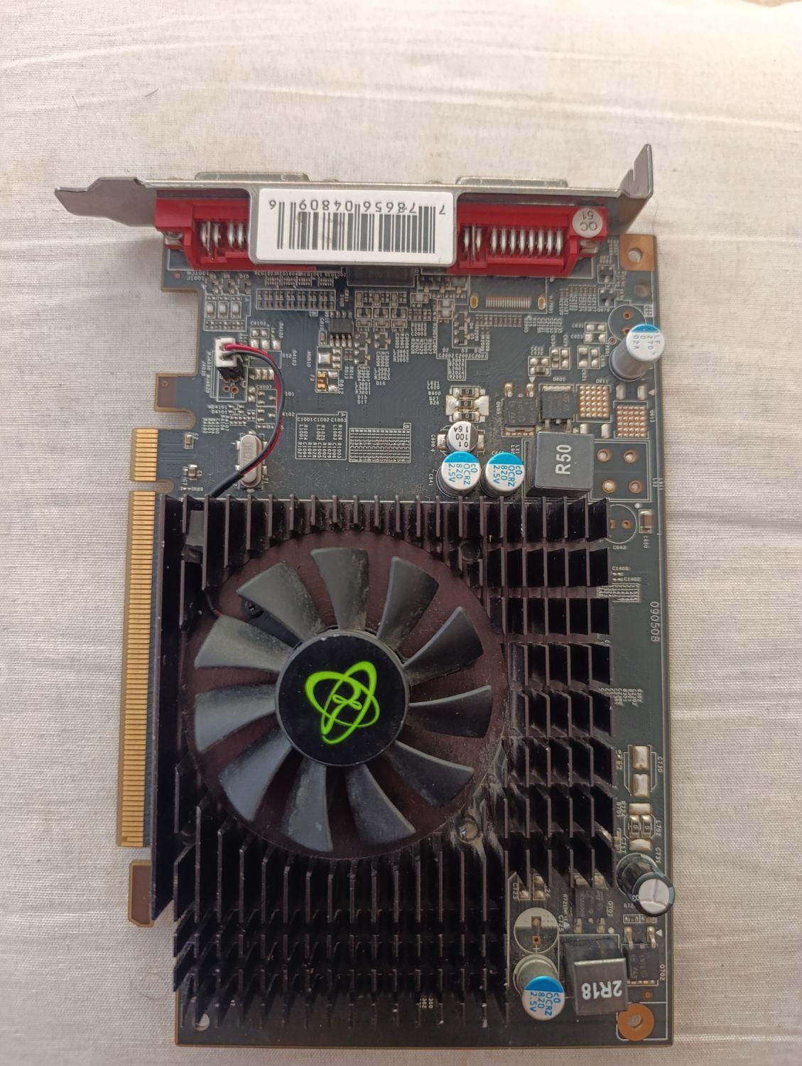 کارت گرافیک...سالم به شرطDDr3|قطعات و لوازم جانبی رایانه|همدان, |دیوار