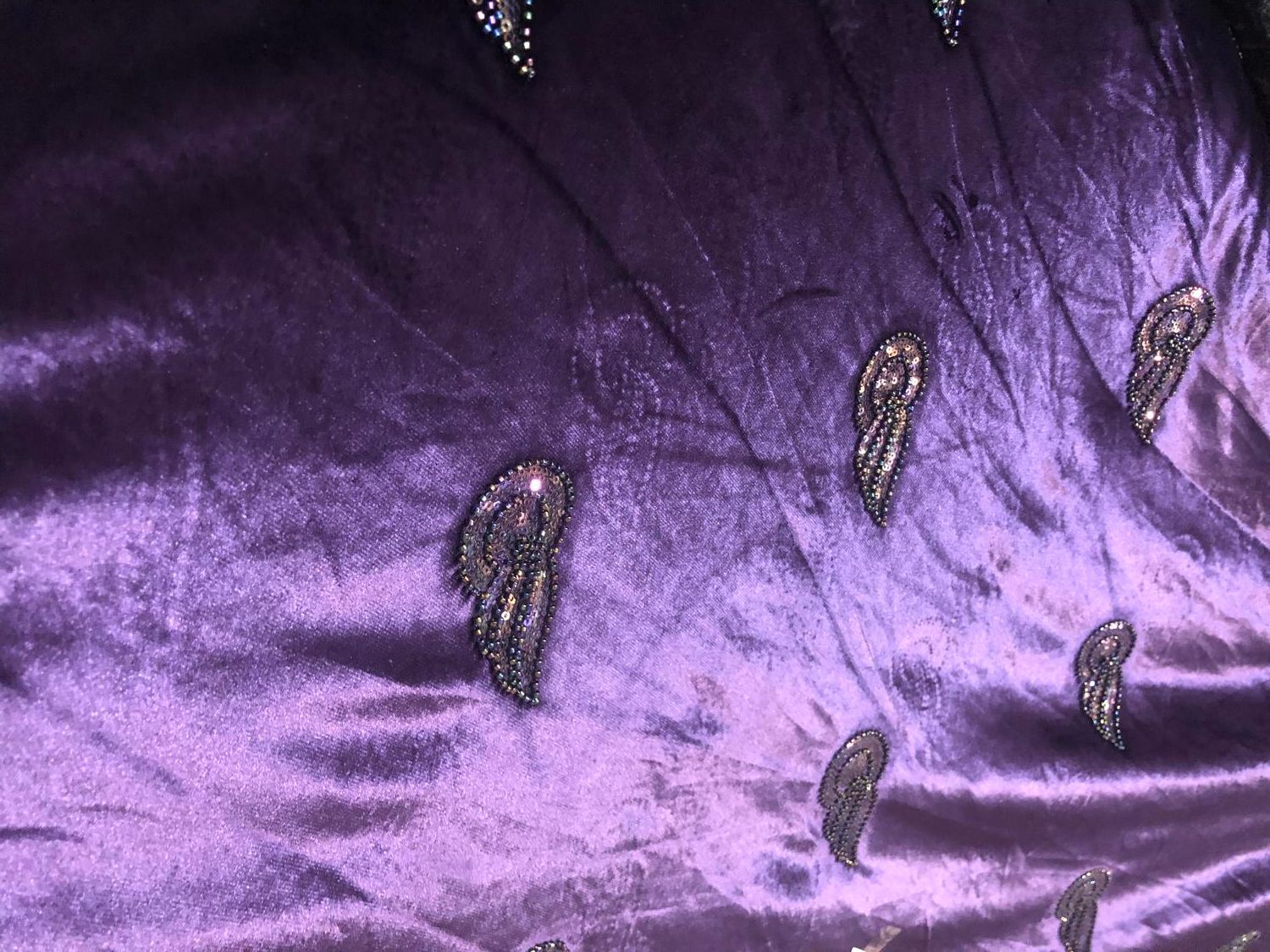 مخمل سنگدوزی و پارچه مخمل گل پرسی و تور پولکدوزی|لباس|شاهینشهر, عطار|دیوار