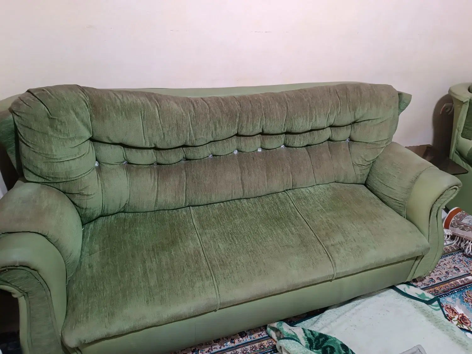 مبل هفت نفره|مبلمان خانگی و میز عسلی|کرج, چمن|دیوار