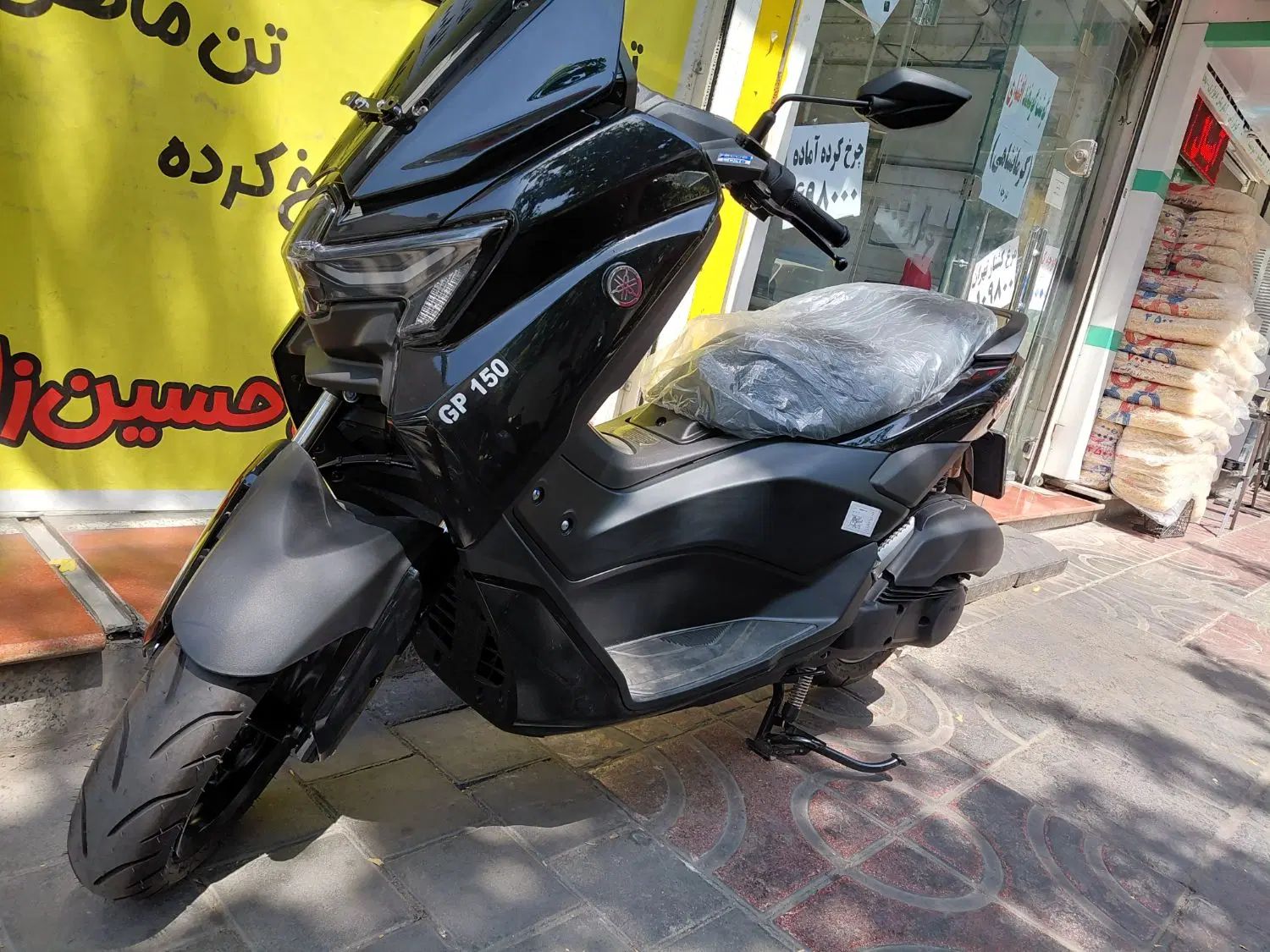 ان مکس/ ۱۴۰۴/ مشکی/ کیلس/ N Max|موتورسیکلت|تهران, نارمک جنوبی|دیوار