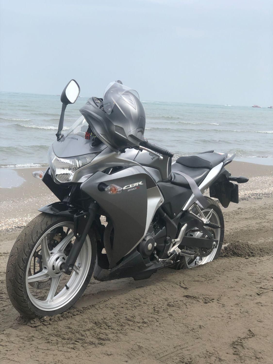cbr250|موتورسیکلت|تهران, شهرک ولیعصر|دیوار