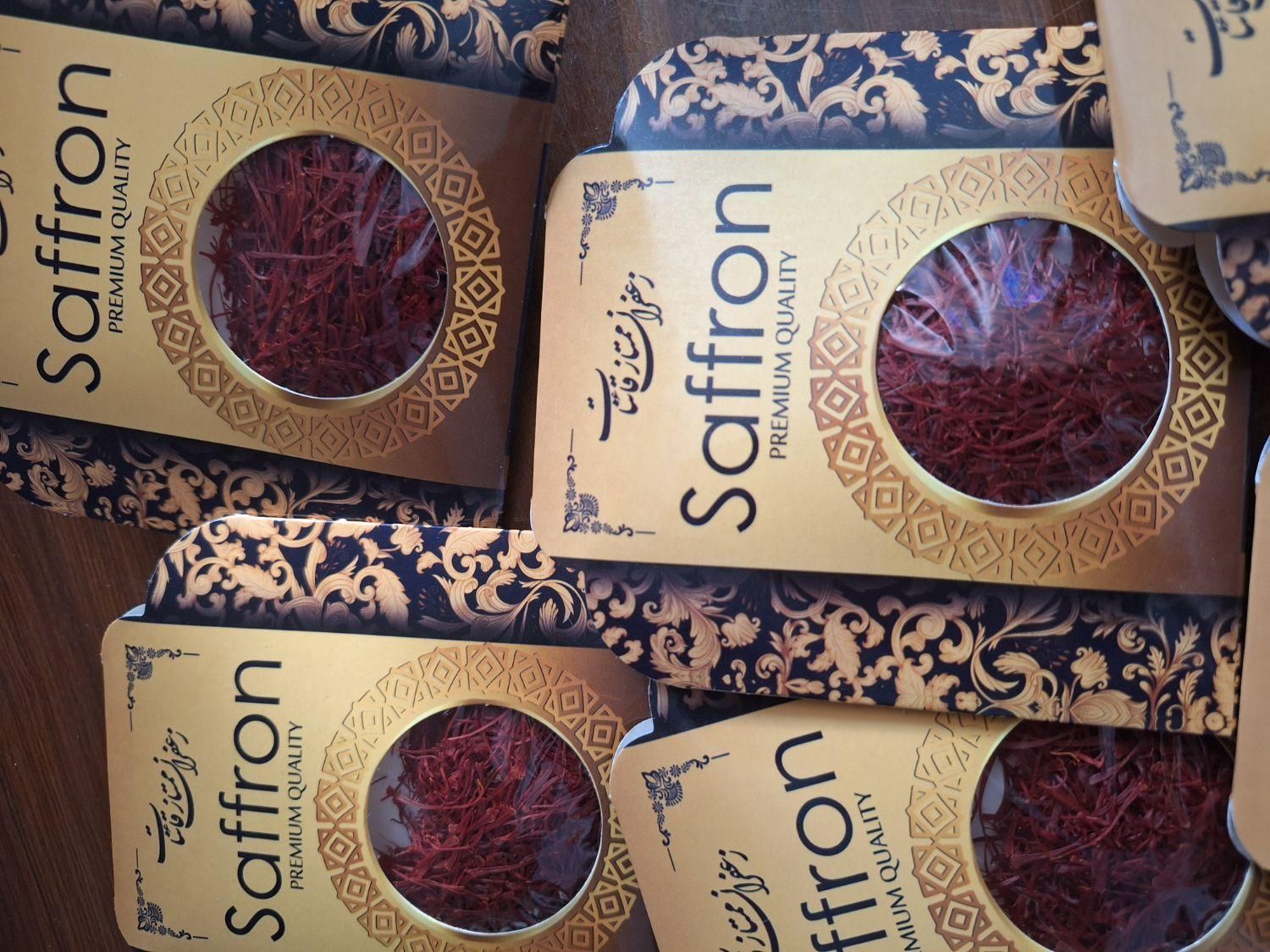 شبه نگین سرقلم دختر پیج زعفران|خوردنی و آشامیدنی|بیرجند, |دیوار