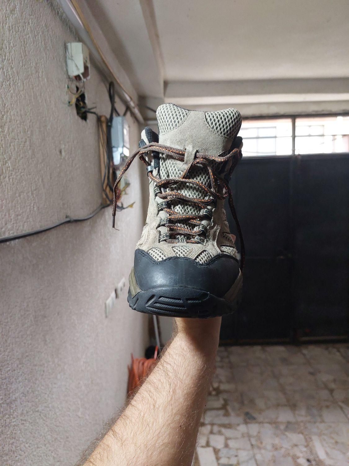بوت اورجینال برند merrell سی میلیون ت زیر قیمت|کیف، کفش، کمربند|لاهیجان, امیرشهید|دیوار