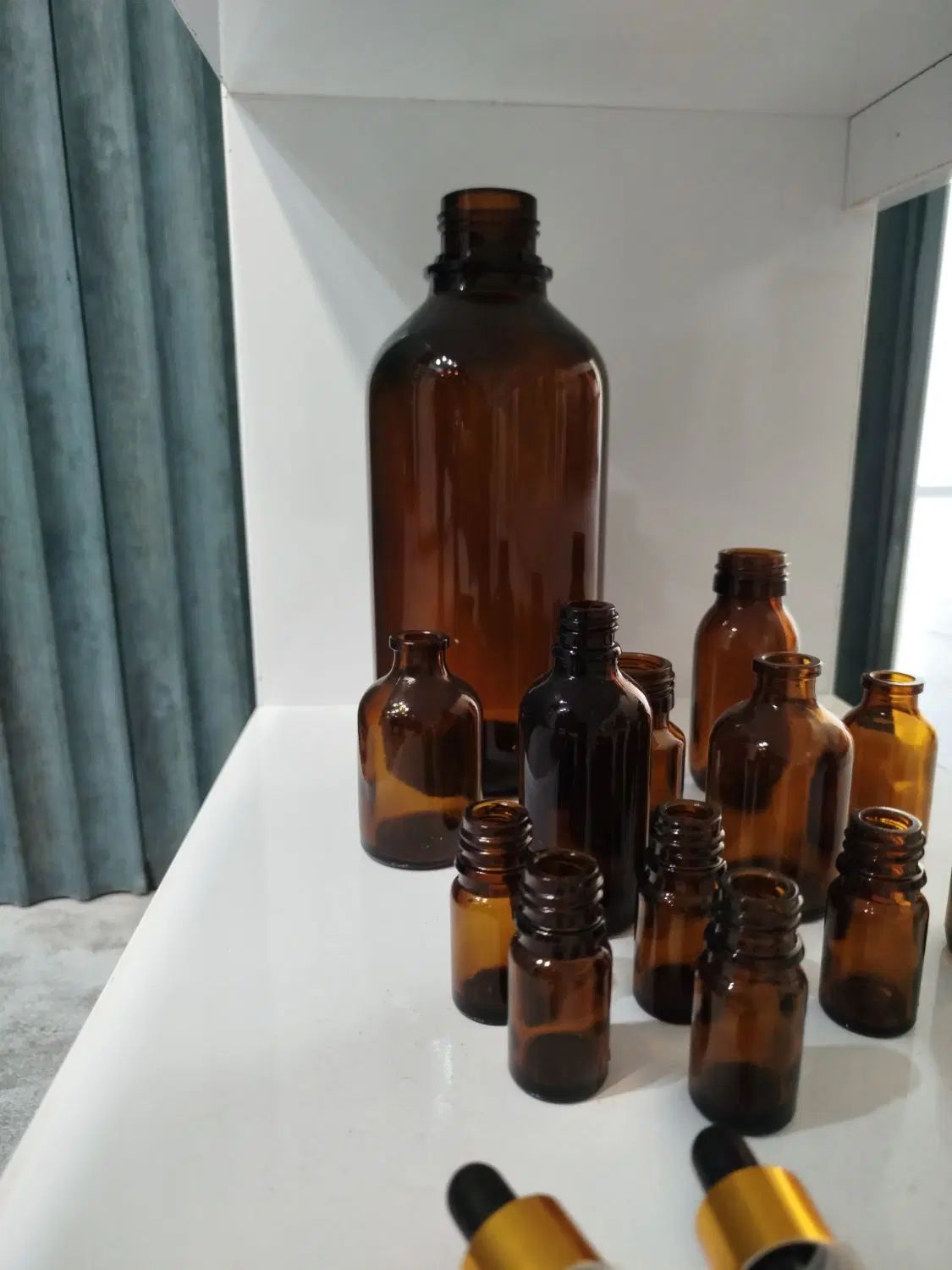 فروش انواع عطر و ادکلن و شیشه آرایشی و بهداشتی|آرایشی، بهداشتی، درمانی|اندیشه, اندیشه فاز ۳|دیوار