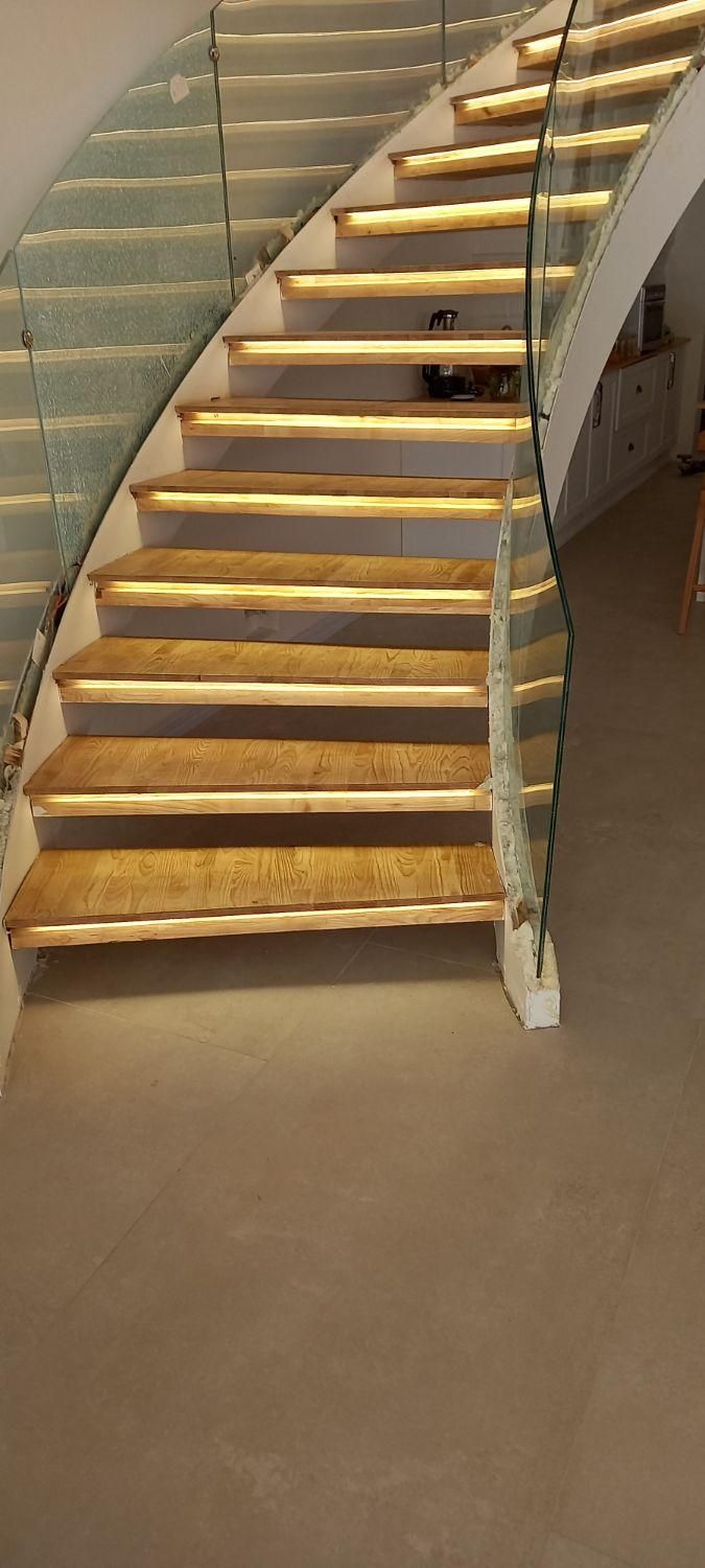 کلبه سوییسی .پله چوبی.|خدمات پیشه و مهارت|دماوند, گیلاوند|دیوار