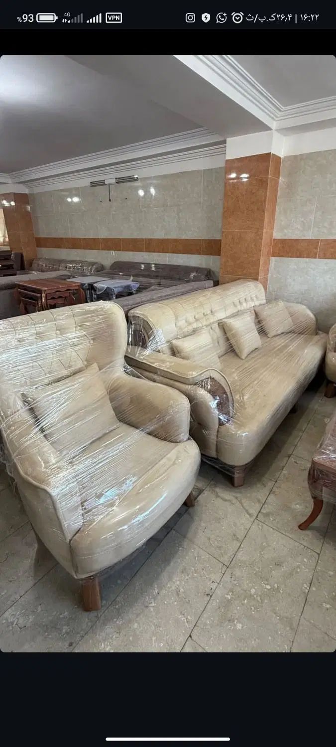 مبلمان مدرن مبل نجاری چوب نراد میز نهار خوری|مبلمان خانگی و میز عسلی|بابل, |دیوار