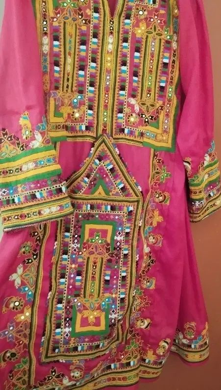 لباس مجلسی قرمز عوض دوخت شیرازه داده میشه|لباس|ایرانشهر, |دیوار