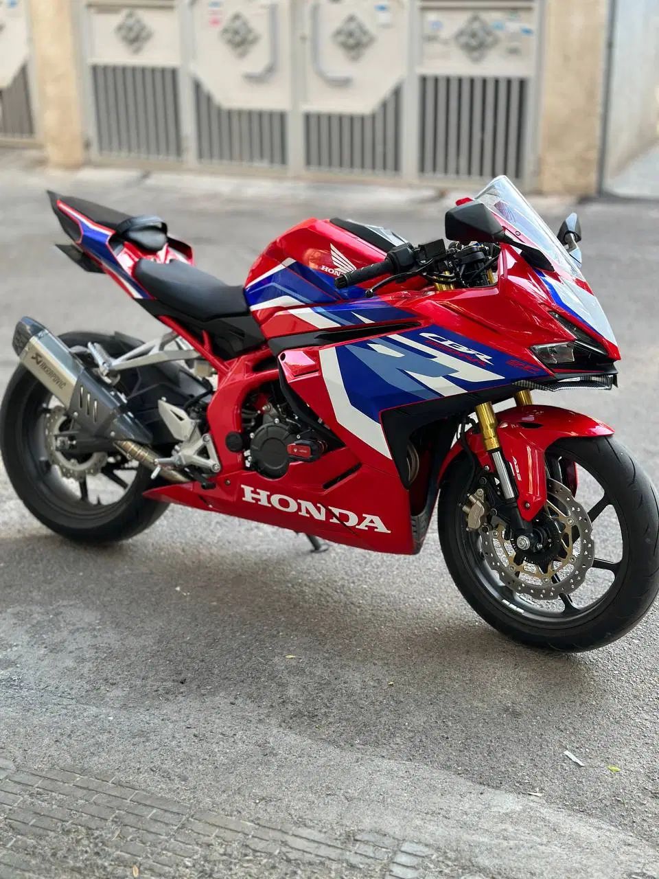 هوندا  250 CBR RR اسپشیال فول 1403|موتورسیکلت|تهران, شهر زیبا|دیوار
