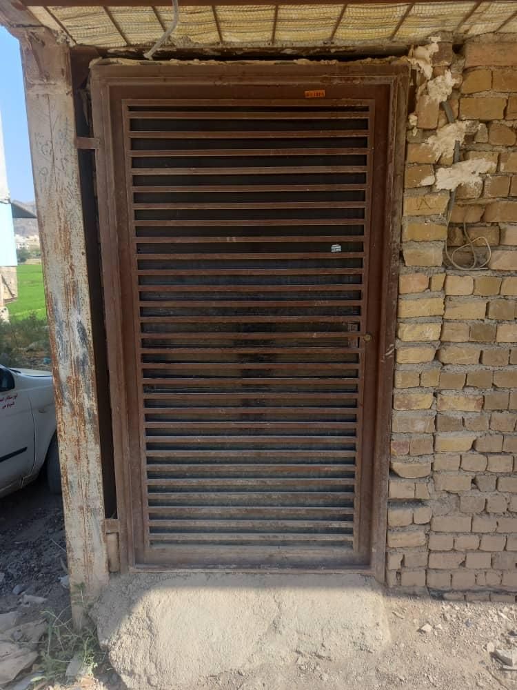 جوشکاری و نصب و سرویس درب برقی|خدمات پیشه و مهارت|خرمآباد, |دیوار