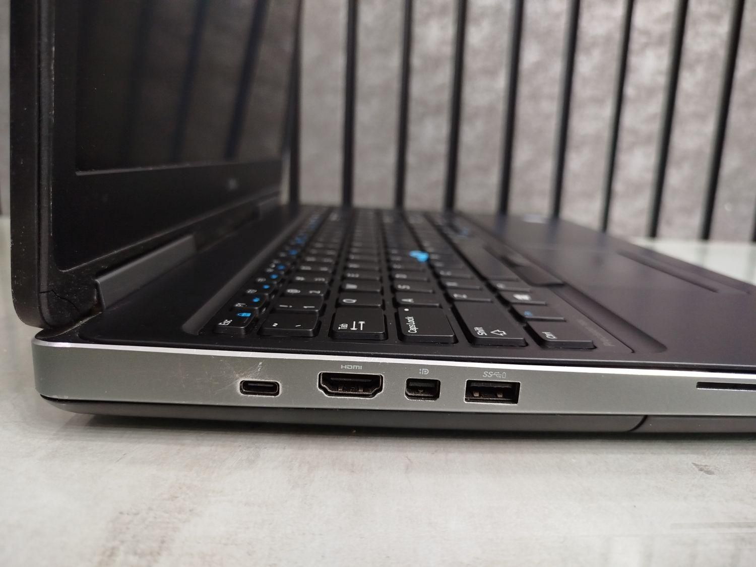 لپ تاپ حرفه ای  Dell 7520|رایانه همراه|اصفهان, بیدآباد|دیوار