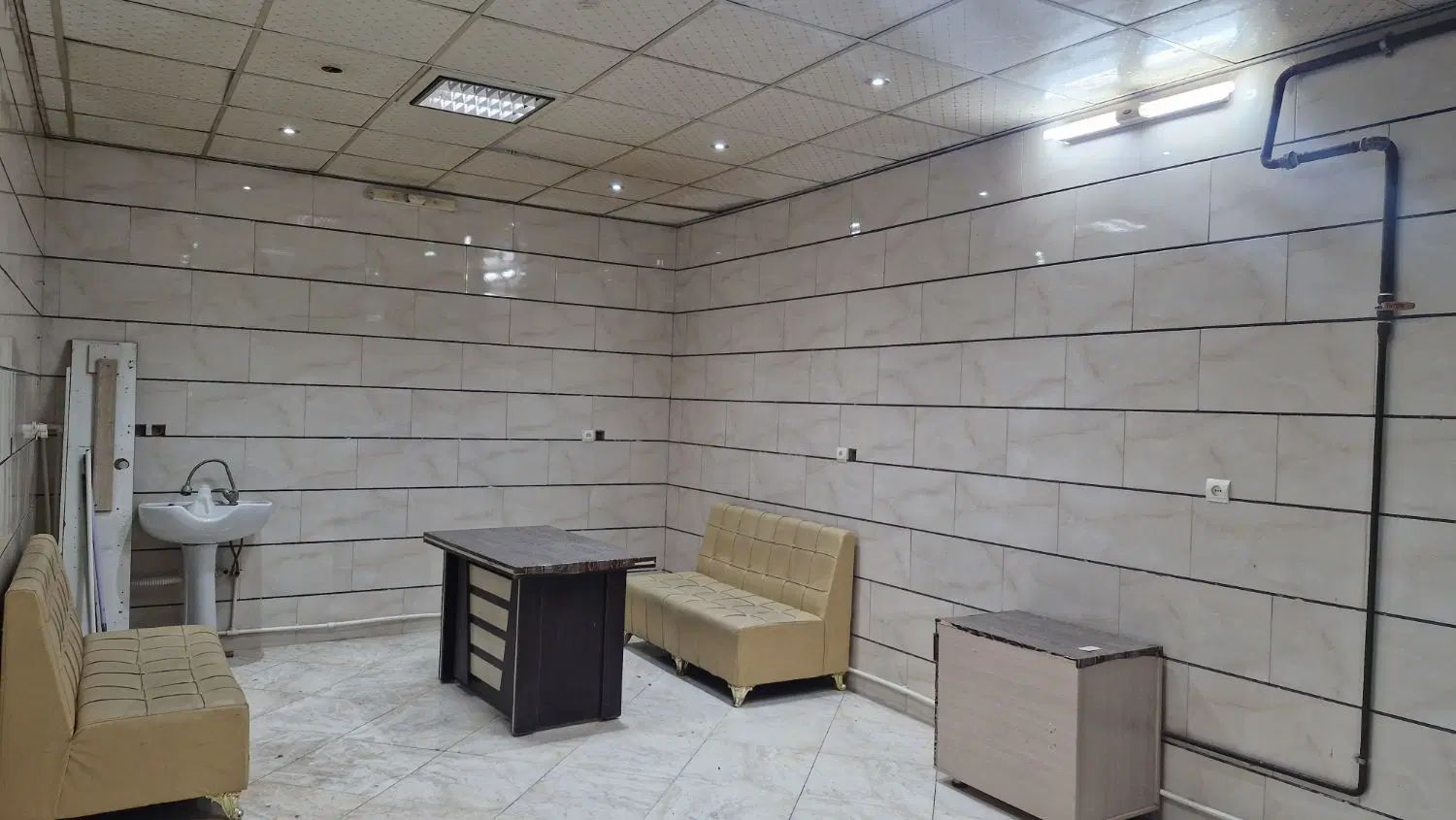 فروش یک باب مغازه در کمالشهر گلستان ۵|فروش مغازه و غرفه|کرج, کمال‌شهر|دیوار