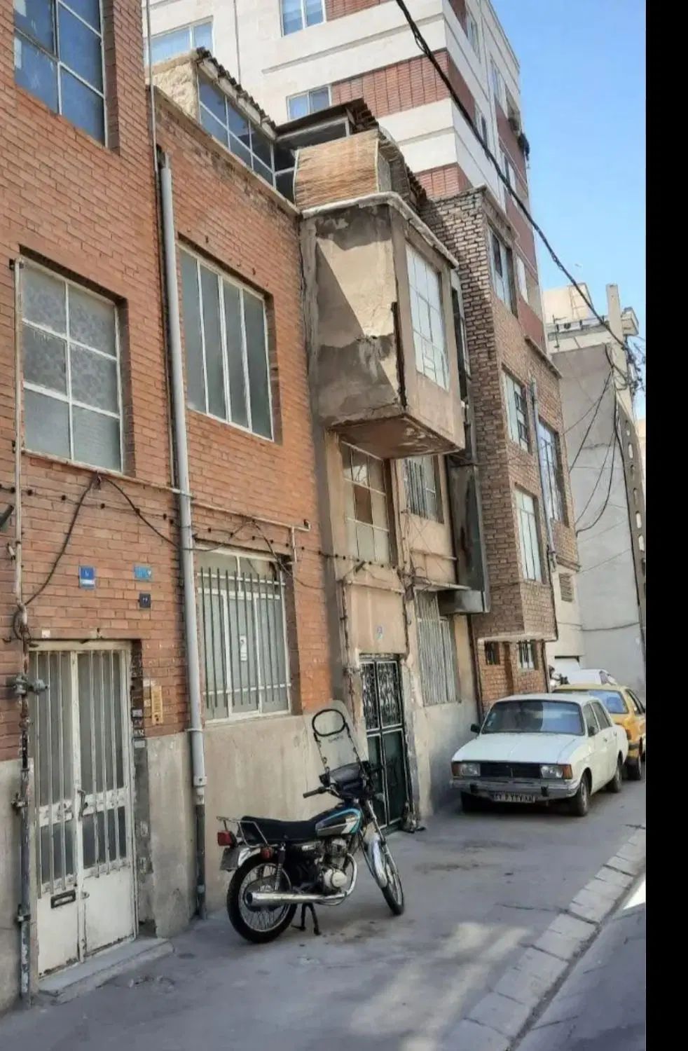 زرگنده 83متر کلنگی  قابل سکونت|فروش زمین و ملک کلنگی|تهران, زرگنده|دیوار