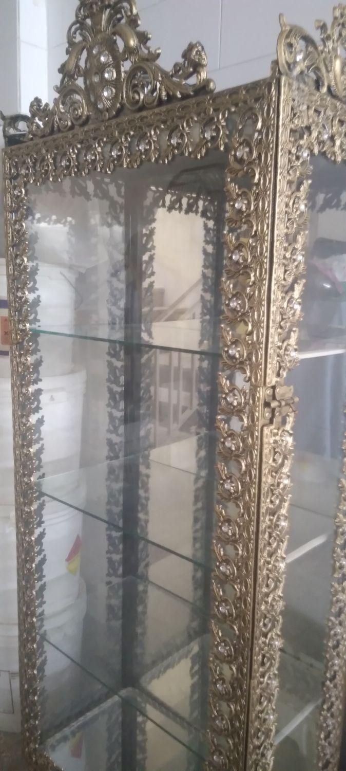 ویترین تمیز و سالم|بوفه، ویترین، کنسول|اصفهان, باتون|دیوار