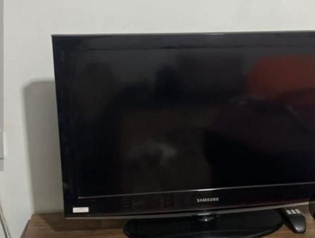 ۳۲اینچ سامسونگ|تلویزیون و پروژکتور|گلبهار, شهر جدید گلبهار|دیوار